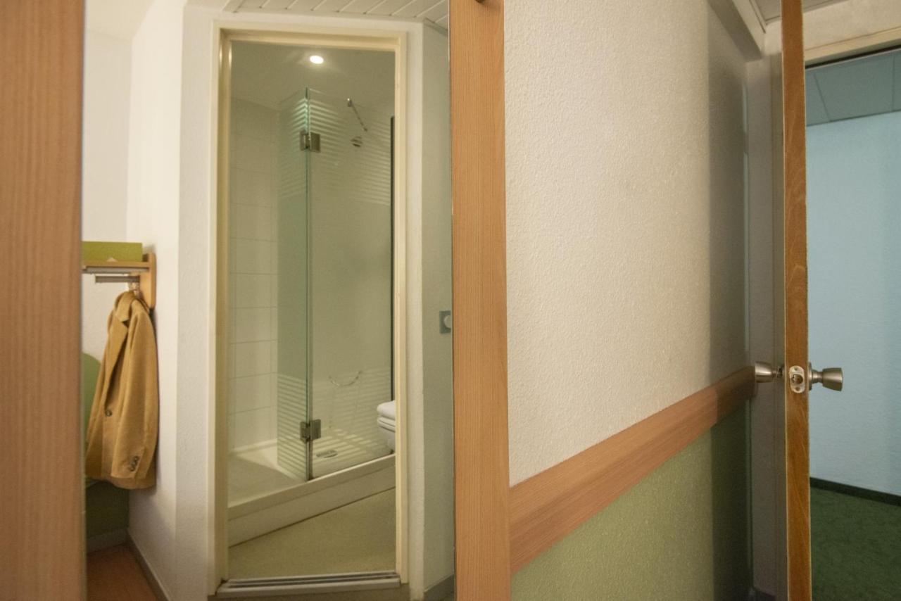Ibis Budget Antibes Sophia Antipolis Vallauris Exterior foto